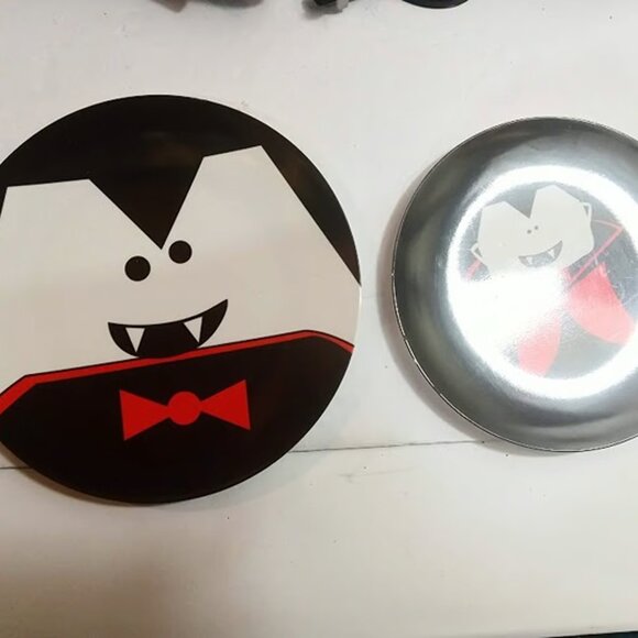 Holiday Home Halloween Set of Two Halloween Dracula 8” and 9'' Plates - Picture 6 of 7